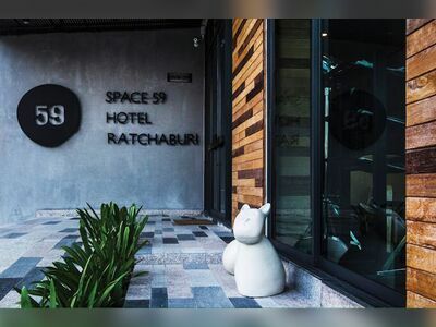 Space 59 Hotel