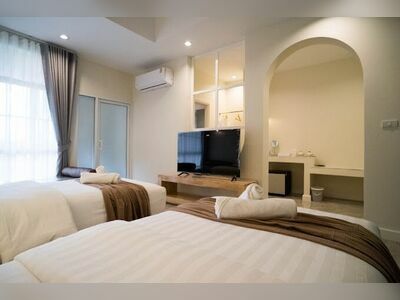 Nan Lamoon Hotel