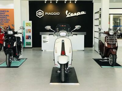 Vespa Surin by SHC