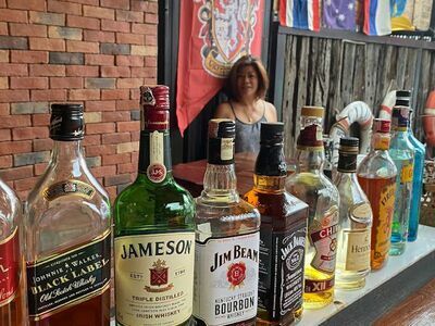 Lima Bar