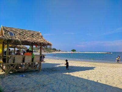 Hua Tan Beach