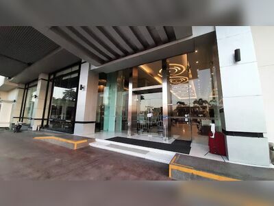 Sunee Grand Hotel