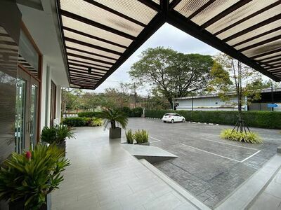 V Hotel Ubon