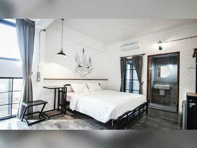 V1 Room Hotel