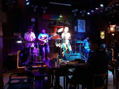 Sanam Lao Pub