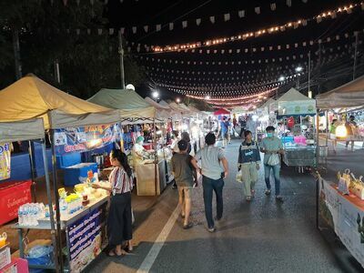 Sror Kraw Walking Street Buriram