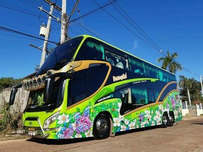 Bus and Minivan Rental