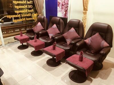 Tri Trang Massage