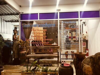 Tri Trang Massage