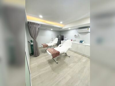 Dr. Champ Clinic
