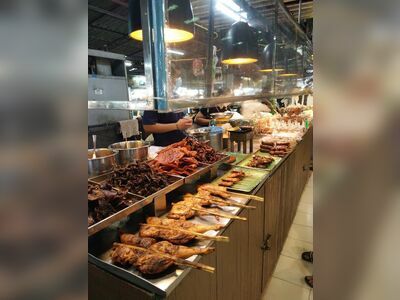 Nong Phai Lom Market