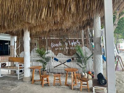 Sea Sky Cafe and Bar