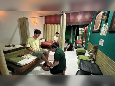 Bunga-sari Thai Massage
