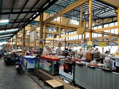 Old Market by Phetchaburi River