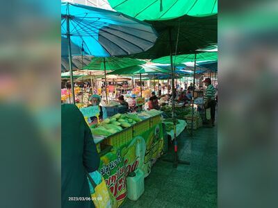 Bang Lamphu Market