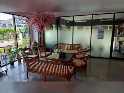 Maneerote Hotel Surin