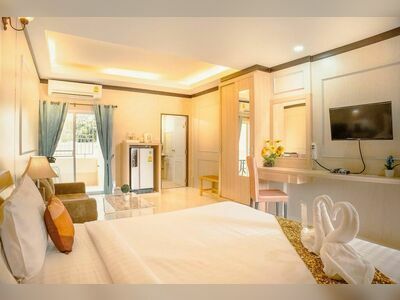 Au Place Hotel