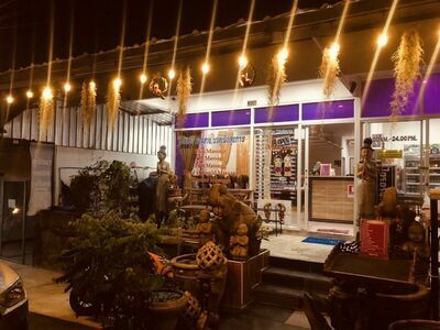 Tri Trang Massage