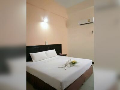 Centerpoint Hotel