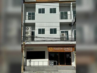 Tooth Space Dental Clinic, Phetchaburi