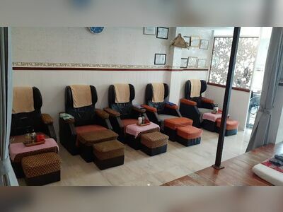 Fahsai Massage