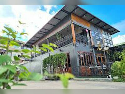 LeMae Residence