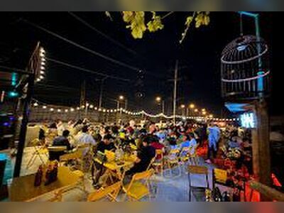 Kornkan Rooftop Bar