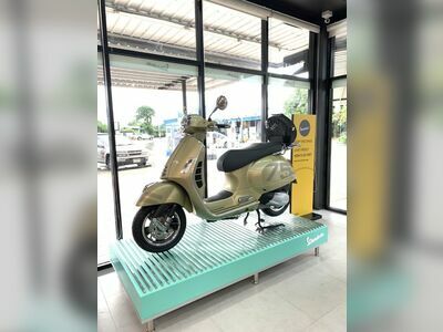 Vespa Buriram by A.B. Motorbike