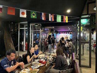 Good's Bar Lampang