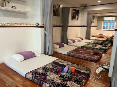 Fahsai Massage