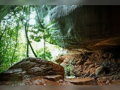 Nakee Cave