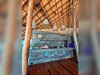 Baan Ploy Samed Restaurant