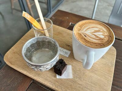 The Good Days Café