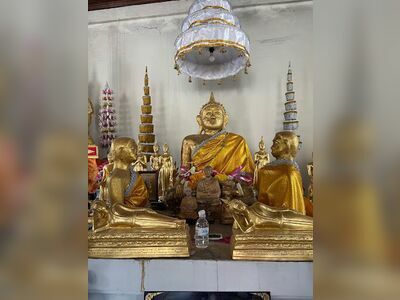 Wat Lahanrai (Luang Phu Tim)