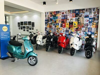 Vespa Surin by SHC