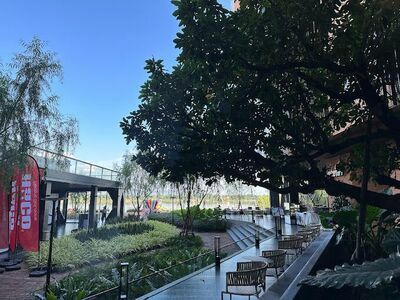 Ruk Lao Bar & Café