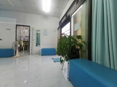 Dr. Rassameekha Internal Medicine Clinic