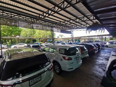 Mongkol Car Center