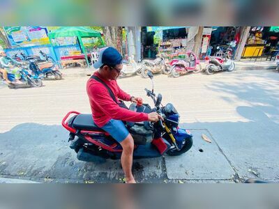 Benz Motorbike Rental on Koh Samet