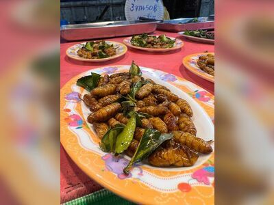 Chang Night Sork Kraw Market