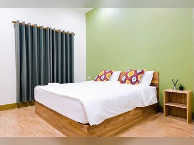The Cozy Hotel (โรงแรม เดอะโคซี่ เพชรบุรี)