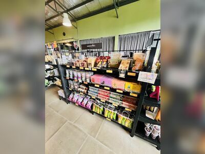 Nan Gift & Souvenir Shop