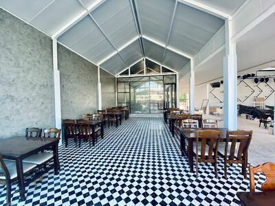 Oasis Surin