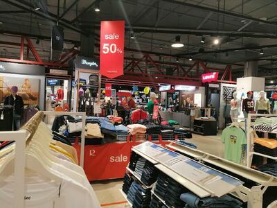 Robinson Lifestyle Phetchaburi
