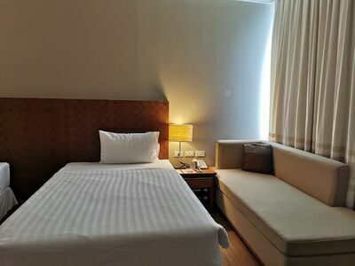 Sunee Grand Hotel