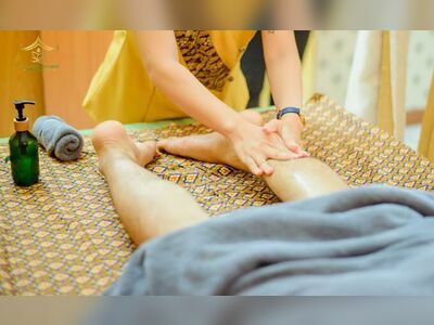 Siriwaranya Saha Clinic (also known as Surin Thai Medicine and Nursing Clinic)