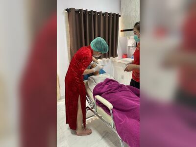 Rakkhanok Clinic