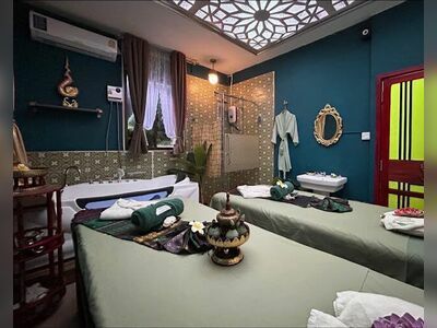 Bunga-sari Thai Massage