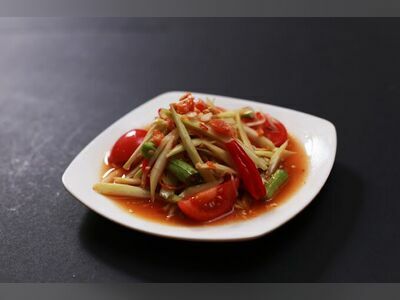 Spicy Tom Yum Salad with Saket