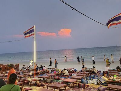 Ploy Talay Restaurant